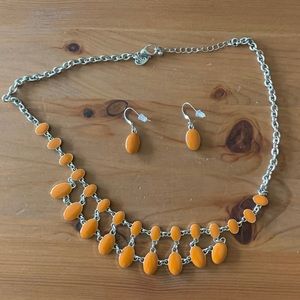Reversible necklace and earrings